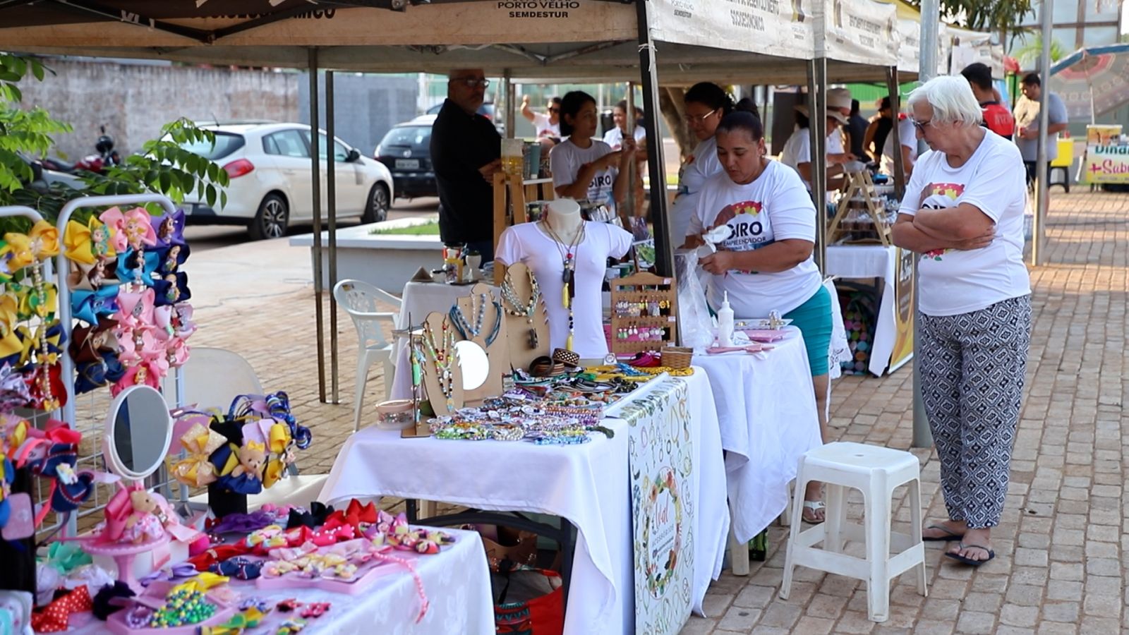 A adesão ao Giro é gratuita e a Prefeitura fornece as tendas