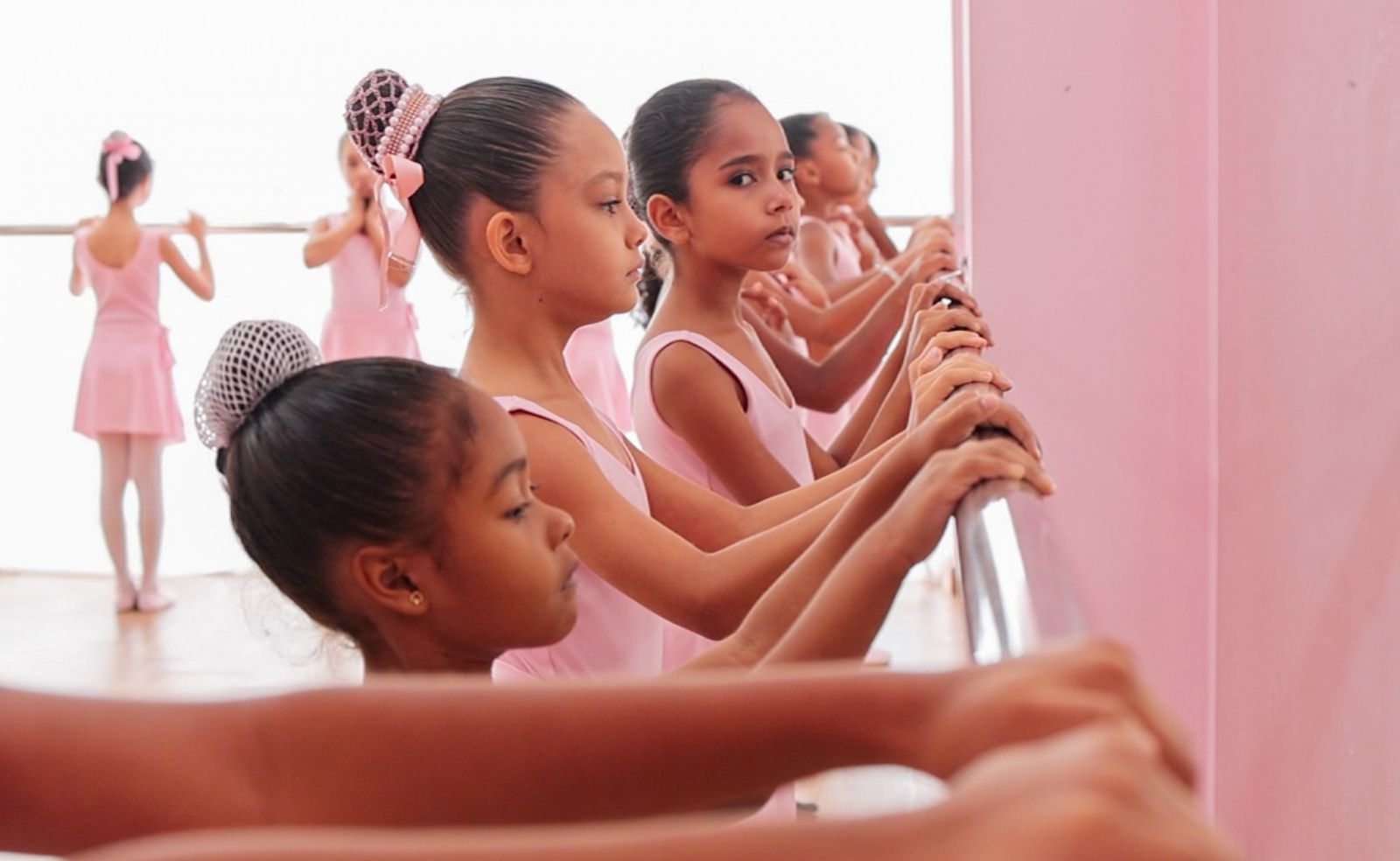 Oportunidade de aprender uma dança de forma gratuita abre portas