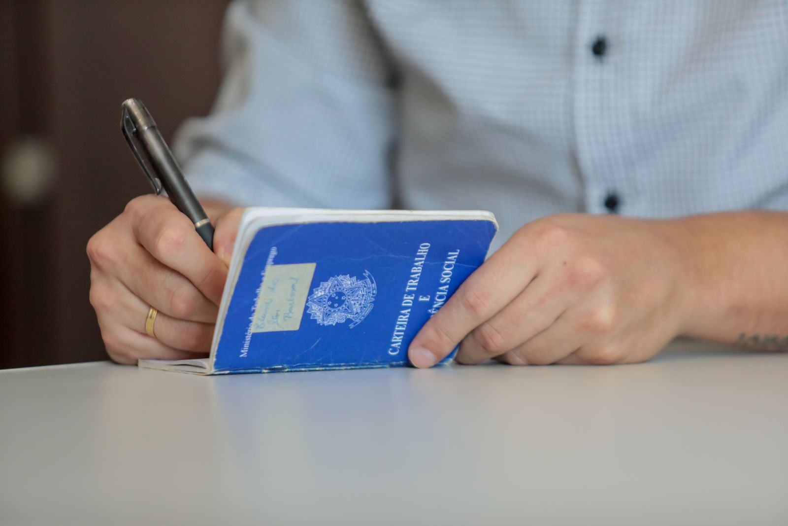 Interessados também podem comparecer à unidade do Sine Municipal